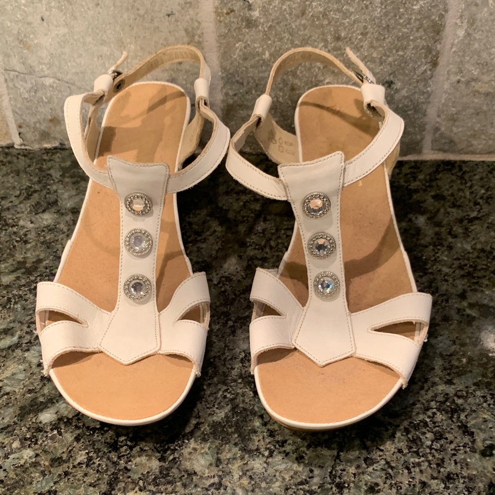 Rieker White Sandals with Silver Blingy Accents & Adjustable Back Straps Size 40